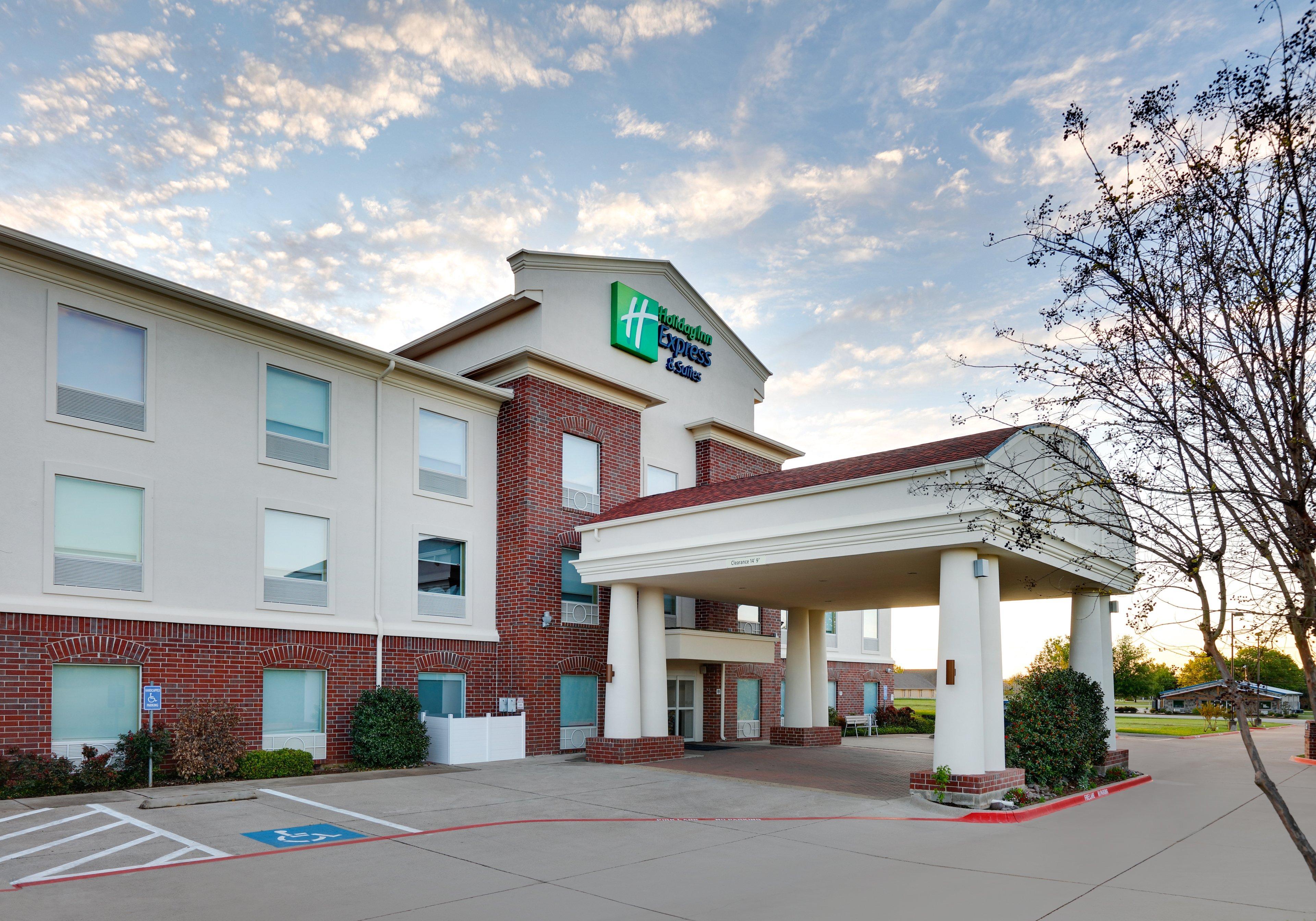 Holiday Inn Express Hotel & Suites Cleburne By Ihg Luaran gambar