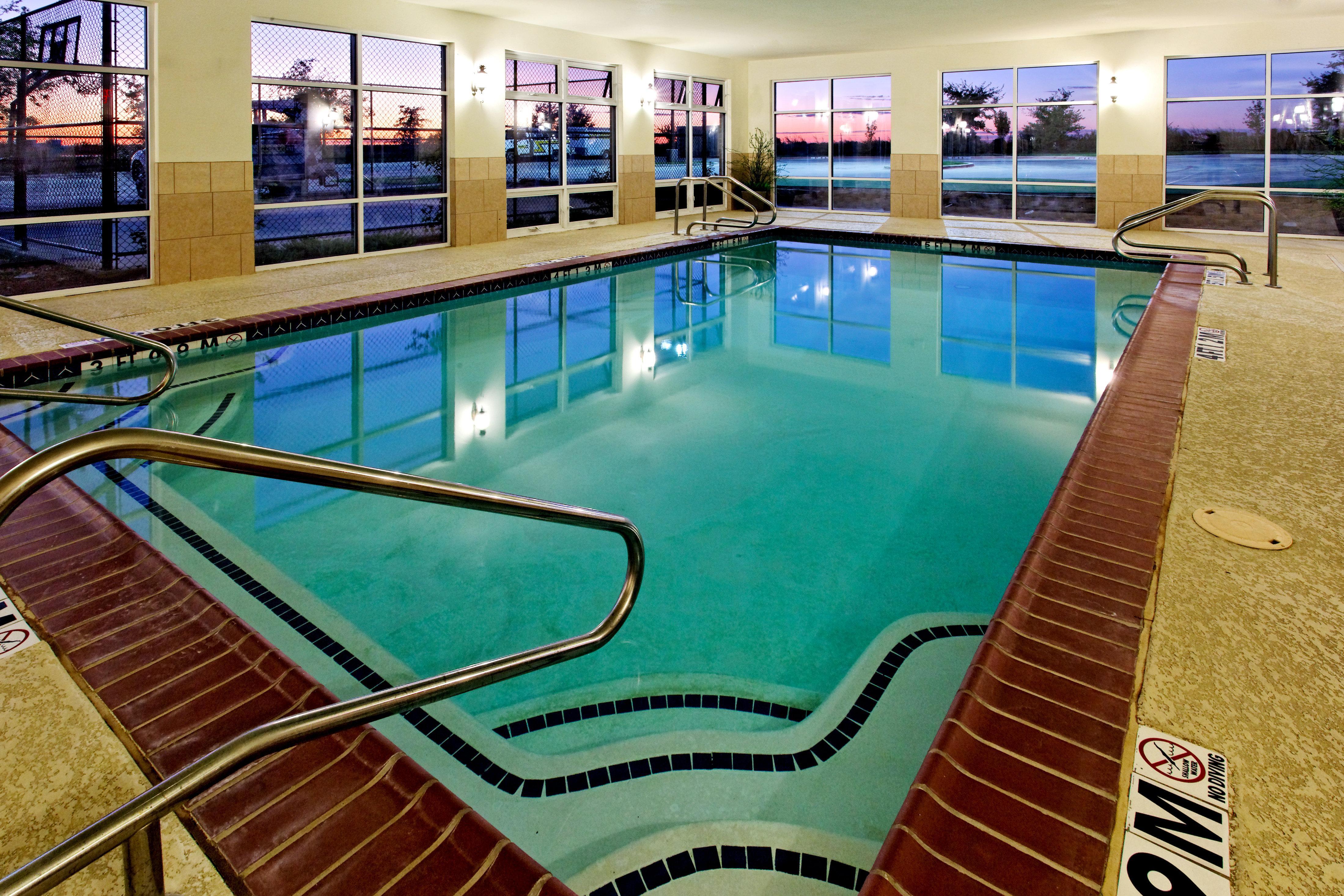 Holiday Inn Express Hotel & Suites Cleburne By Ihg Luaran gambar